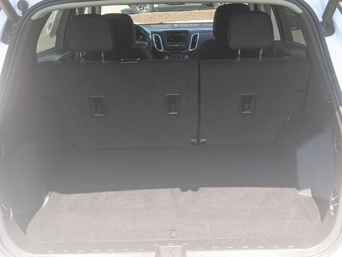 Used 2024 Chevrolet Equinox LT AWD/4WD image 34