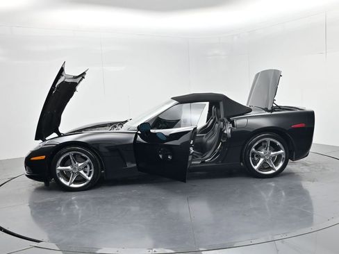 Used 2011 Chevrolet Corvette Convertible w/ Preferred Equipment Group RWD image 54
