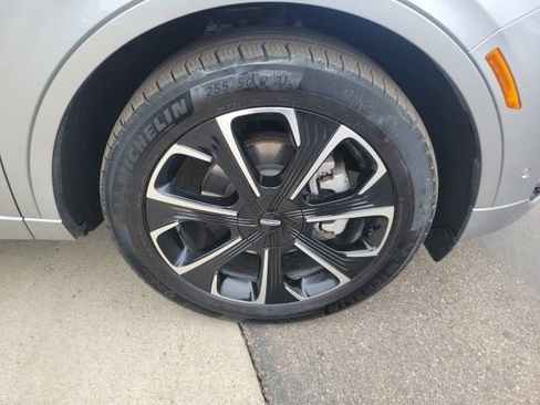 Certified 2024 Lincoln Nautilus Reserve w/ Equipment Group 202A image 18