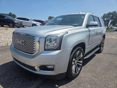 Used 2017 GMC Yukon Denali w/ Open Road Package AWD/4WD image 2
