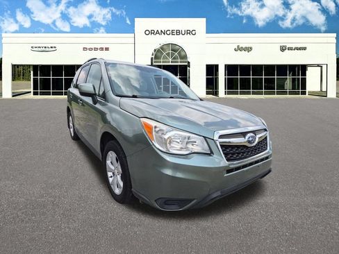 Used 2014 Subaru Forester 2.5i Premium w/ All-Weather Package AWD/4WD image 2