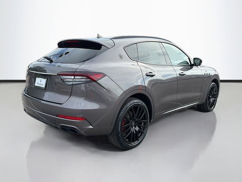Certified 2022 Maserati Levante GT image 3