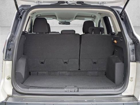 Used 2018 Ford Escape SE w/ SE Sync 3 Package image 6