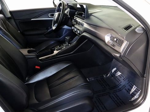 Certified 2024 Acura Integra image 31