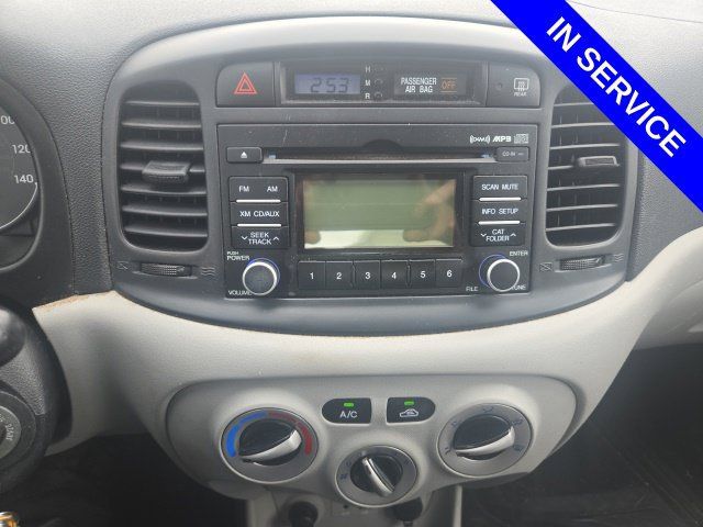 Used 2011 Hyundai Accent GLS FWD image 5