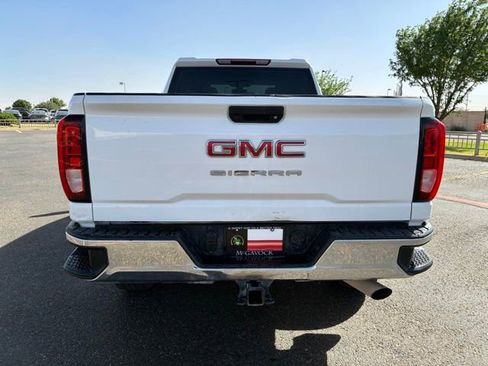 Used 2022 GMC Sierra 2500 Pro w/ X31 Off-Road Package AWD/4WD image 5