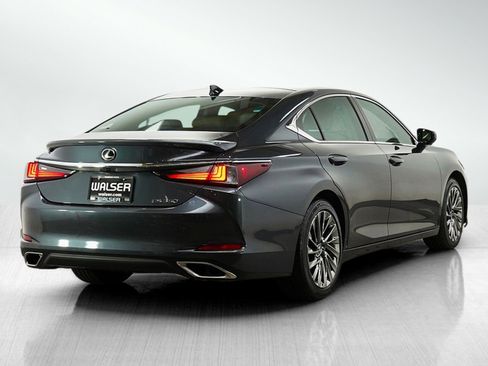 Used 2025 Lexus ES 350 w/ Luxury Package FWD image 5