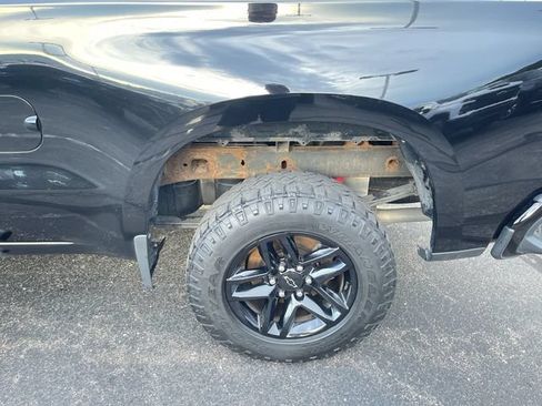 Used 2019 Chevrolet Silverado 1500 Custom Trail Boss w/ Custom Convenience Package AWD/4WD image 30