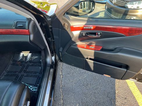 Used 2011 Lexus LS 460 AWD w/ Luxury Value Edition image 28