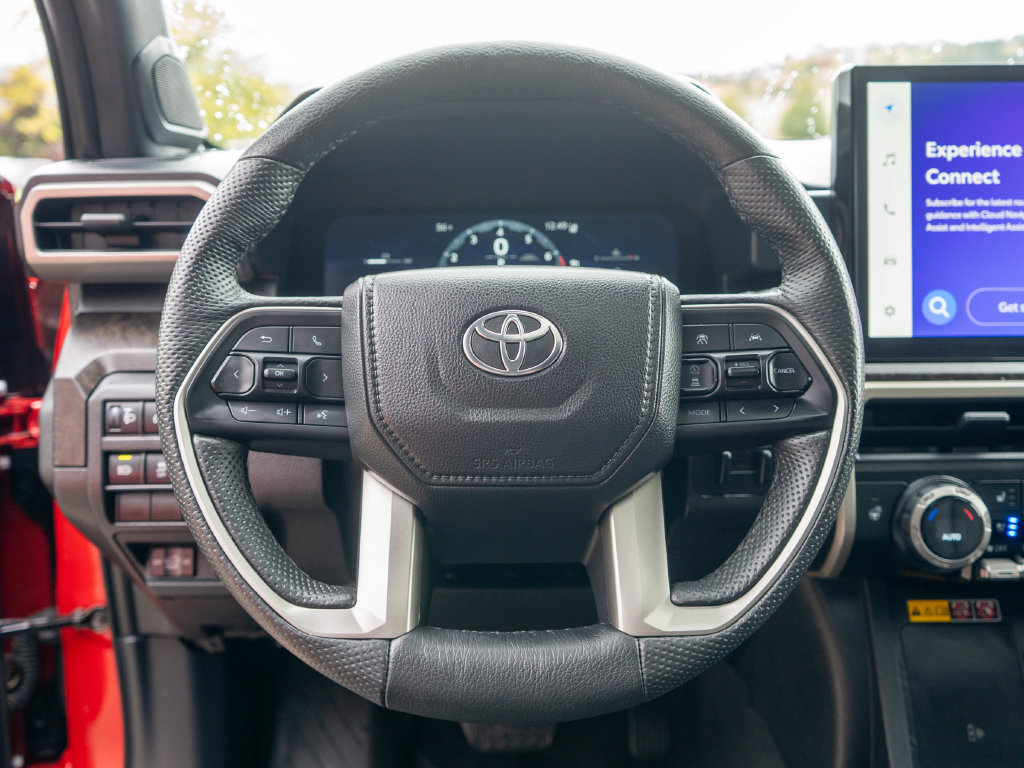 Used 2024 Toyota Tacoma Limited AWD/4WD image 15