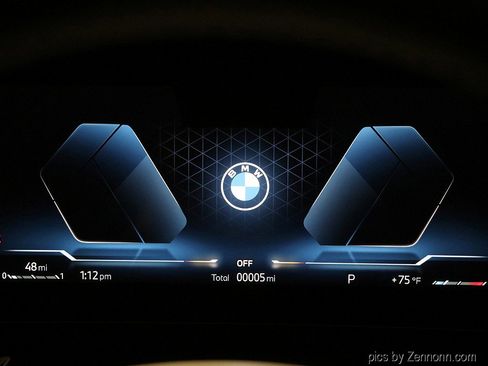 Used 2025 BMW X1 xDrive28i w/ Premium Package image 17