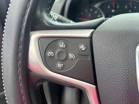 Used 2021 GMC Terrain SLE w/ Driver Convenience Package FWD image 14