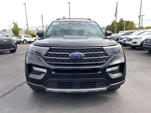 Certified 2022 Ford Explorer XLT w/ Equipment Group 202A image 2