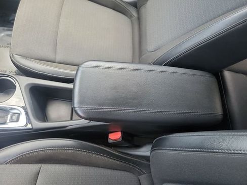 Used 2021 Buick Encore GX Preferred FWD image 24
