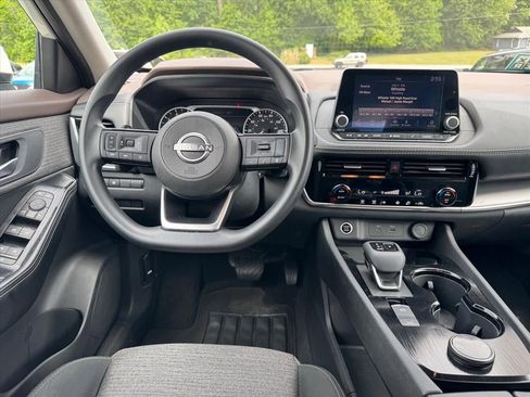 Certified 2023 Nissan Rogue SV AWD/4WD image 12