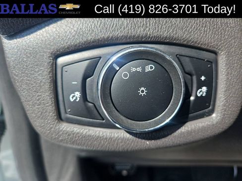 Used 2018 Ford Transit Connect XL FWD image 18