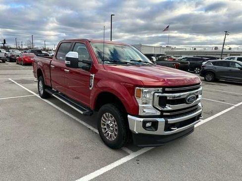 Used 2022 Ford F250 XLT w/ XLT Premium Package image 16