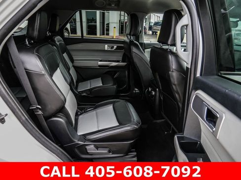 Used 2023 Ford Explorer XLT w/ Equipment Group 202A RWD image 20