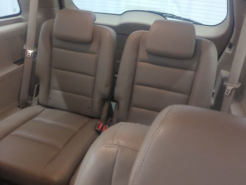 Used 2006 Ford Freestyle Limited image 10