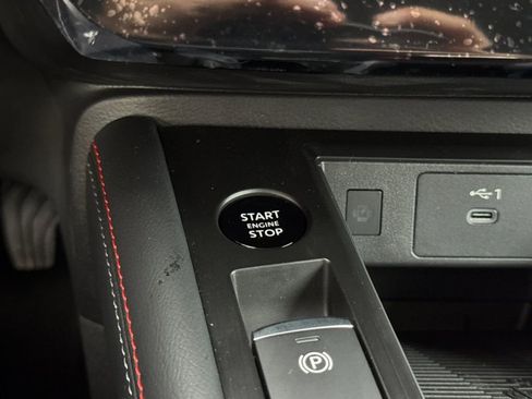 New 2026 Nissan Kicks SR w/ Illumination Package image 21