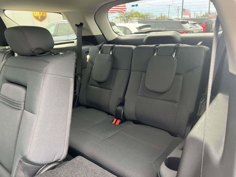 Used 2026 Ford Explorer Active AWD/4WD image 19