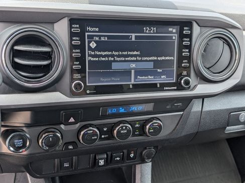 Used 2023 Toyota Tacoma TRD Sport AWD/4WD image 17