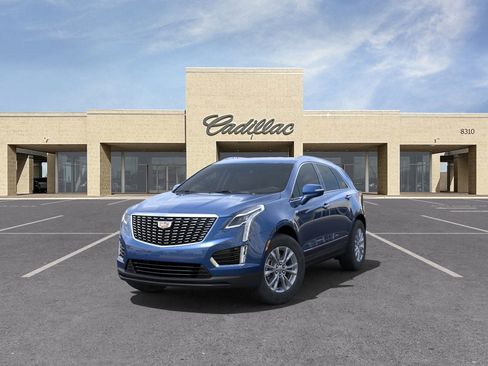 New 2025 Cadillac XT5 Luxury image 8