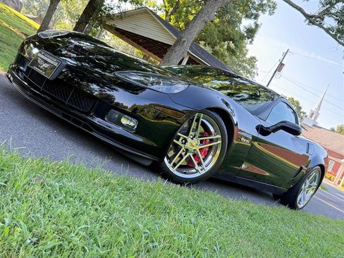 Used 2008 Chevrolet Corvette Z06 w/ Preferred Equipment Group RWD image 4