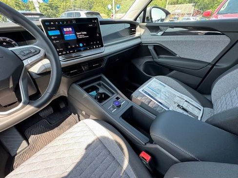 New 2025 Volkswagen Tiguan S image 28