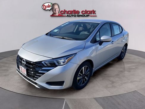 Used 2024 Nissan Versa SV w/ Trunk Package FWD image 1