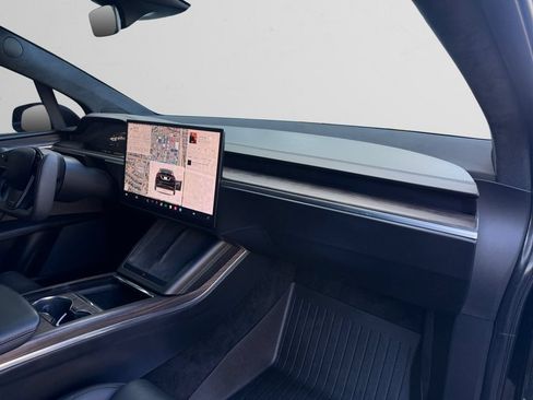 Used 2022 Tesla Model X AWD/4WD image 10