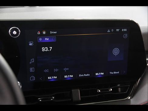 Used 2025 Chevrolet Equinox RS w/ Convenience Package III FWD image 12