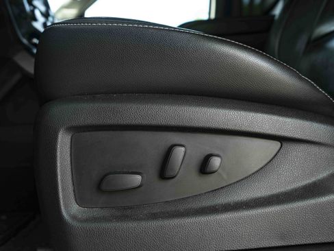 Used 2017 Chevrolet Silverado 1500 LTZ Z71 w/ LTZ Plus Package AWD/4WD image 37