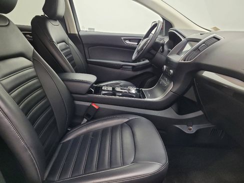 Used 2019 Ford Edge SEL w/ Equipment Group 201A FWD image 21