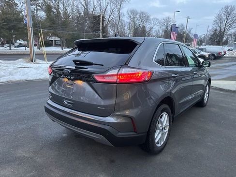 Certified 2022 Ford Edge SEL w/ Convenience Package image 6