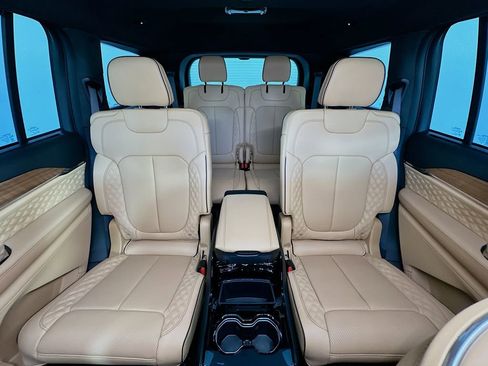 New 2026 Jeep Grand Cherokee L Summit AWD/4WD image 10