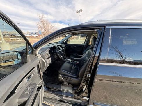 Used 2019 Honda Pilot Elite image 13