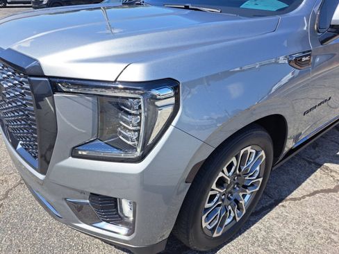 Used 2024 GMC Yukon Denali Ultimate AWD/4WD image 22
