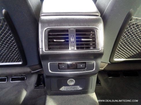 Used 2018 Audi Q5 2.0T Premium image 16
