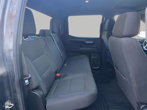 Used 2024 Chevrolet Silverado 1500 LT image 7