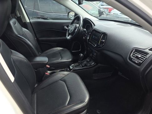 Used 2021 Jeep Compass Limited image 16