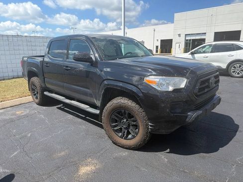 Used 2020 Toyota Tacoma SR w/ SR Convenience Package RWD image 2