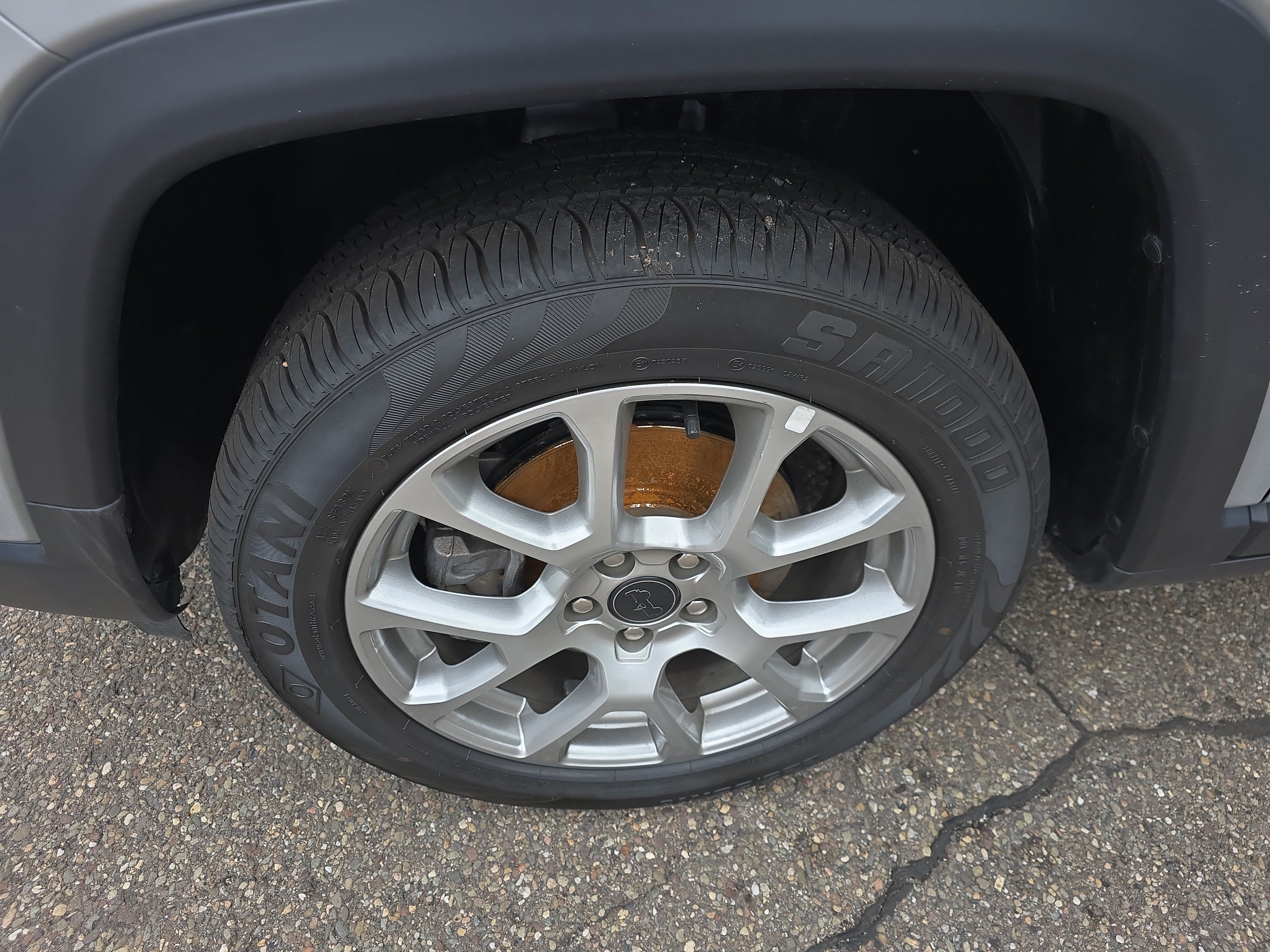 Used 2025 Jeep Compass Limited AWD/4WD image 11