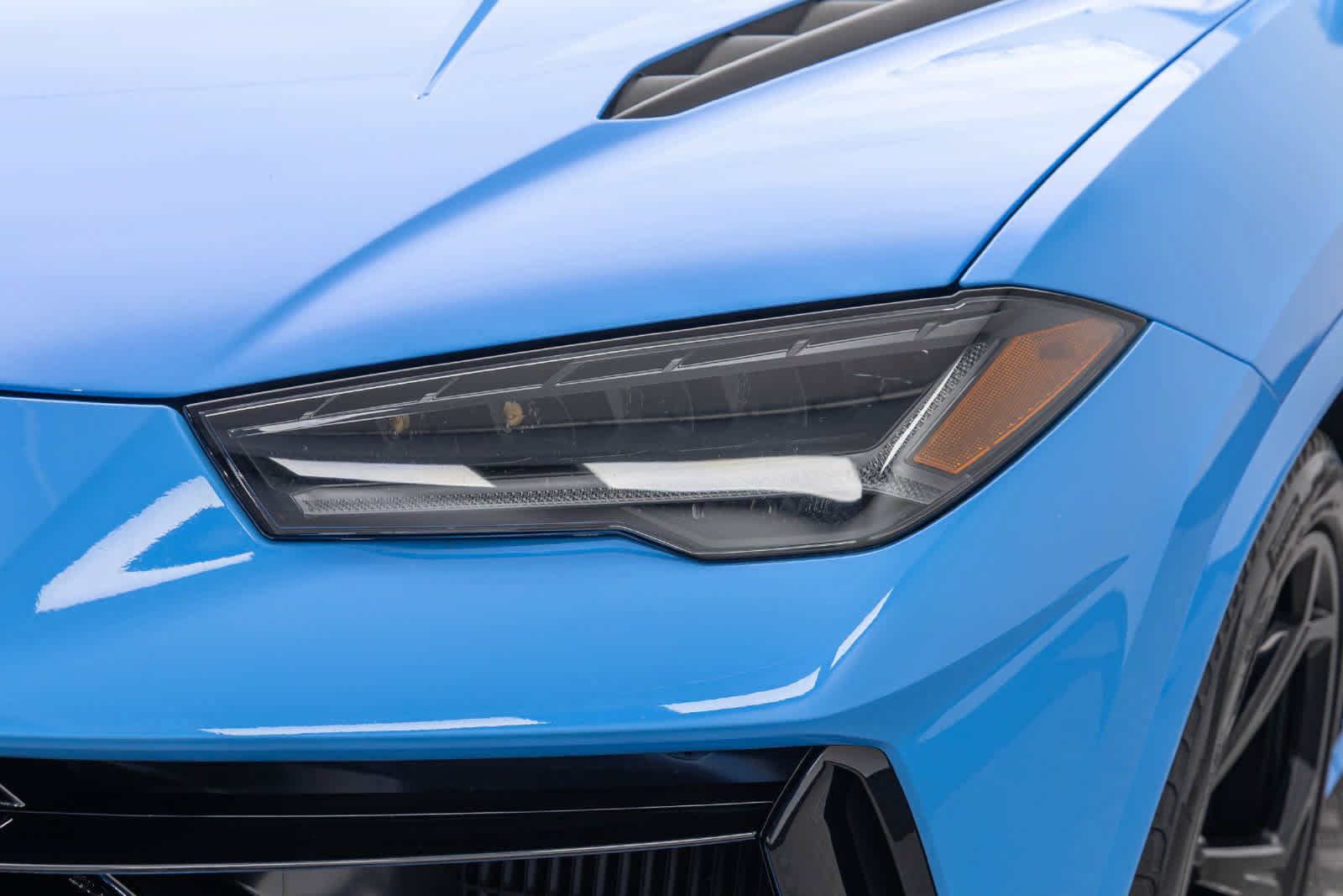 Used 2023 Lamborghini Urus S AWD/4WD image 60