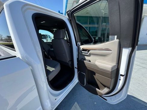 New 2025 Chevrolet Silverado 1500 LT image 22