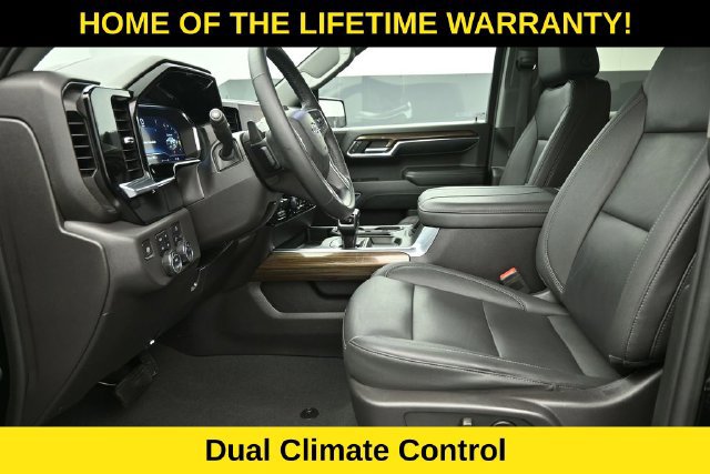 Used 2024 Chevrolet Silverado 1500 LT Trail Boss w/ Convenience Package II AWD/4WD image 14