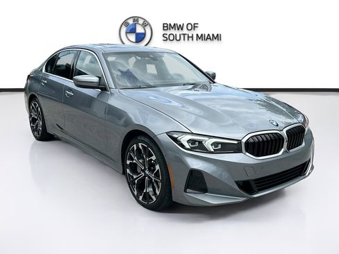 Certified 2025 BMW 330i Sedan RWD image 1