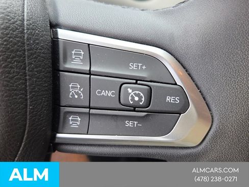 Used 2025 Jeep Compass Limited AWD/4WD image 24