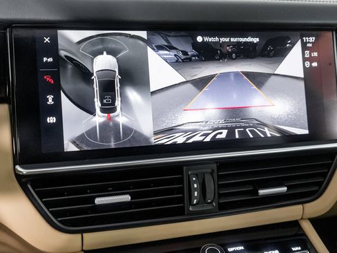 Used 2023 Porsche Cayenne Turbo w/ Premium Package Plus (PI3) image 54