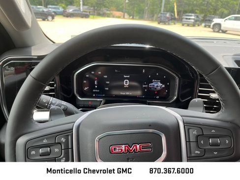 New 2026 GMC Sierra 1500 SLT AWD/4WD image 13